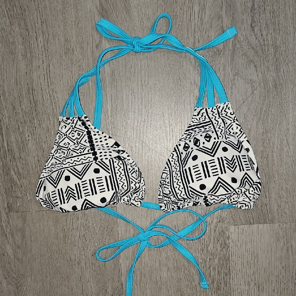 BEACH RIOT Geometric Bikini Top with Blue Straps To Only Size 9